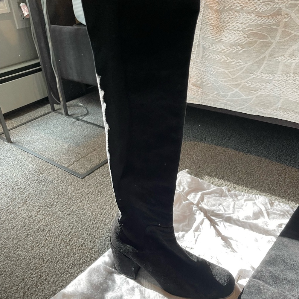 Stuart Weitzman 50/50 Low Heel Suede Over The Knee! Size 6! - Picture 8 of 12